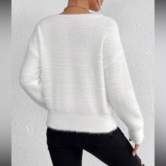 Apricot V-Neck Soft Knit Sweater - Picture 5 of 16